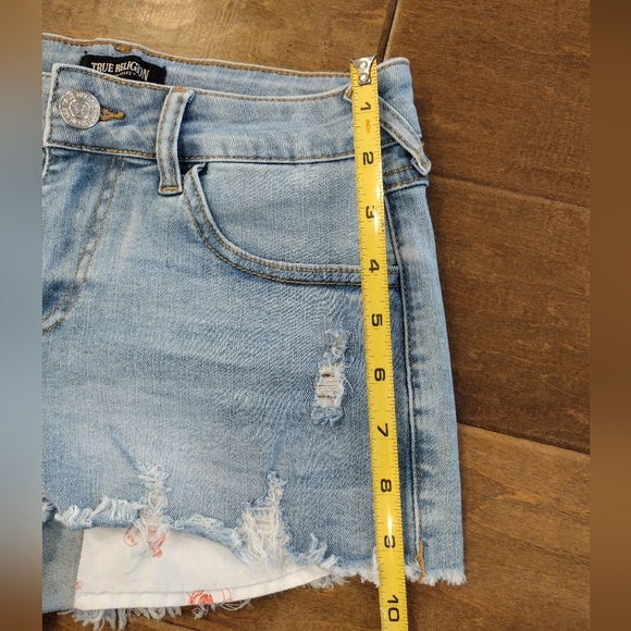 TRUE RELIGION Women's NWOT Low Rise LR Jean Shorts - 26 - Picture 7 of 9